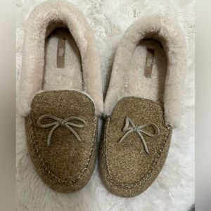 Fitflop gold metallic slippers size 8